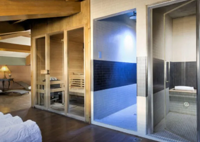 Szálloda Golden Tulip Piram 4*