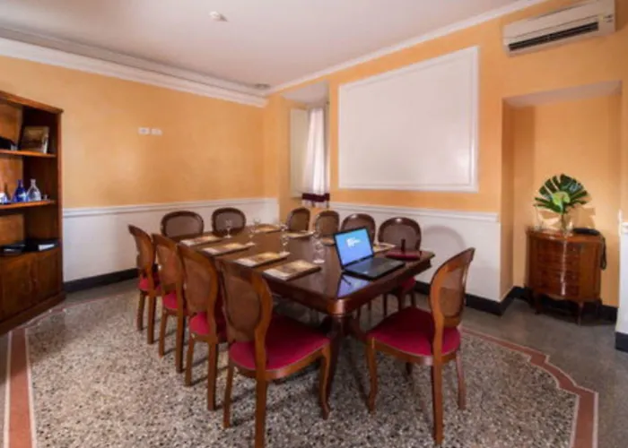 Szálloda Golden Tulip Piram 4*