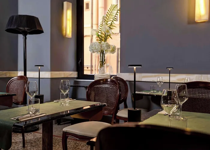 Golden Tulip Piram 4* Róma